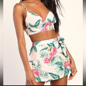 Lulu’s Two-Piece Tropical Print Skort Set - Size M